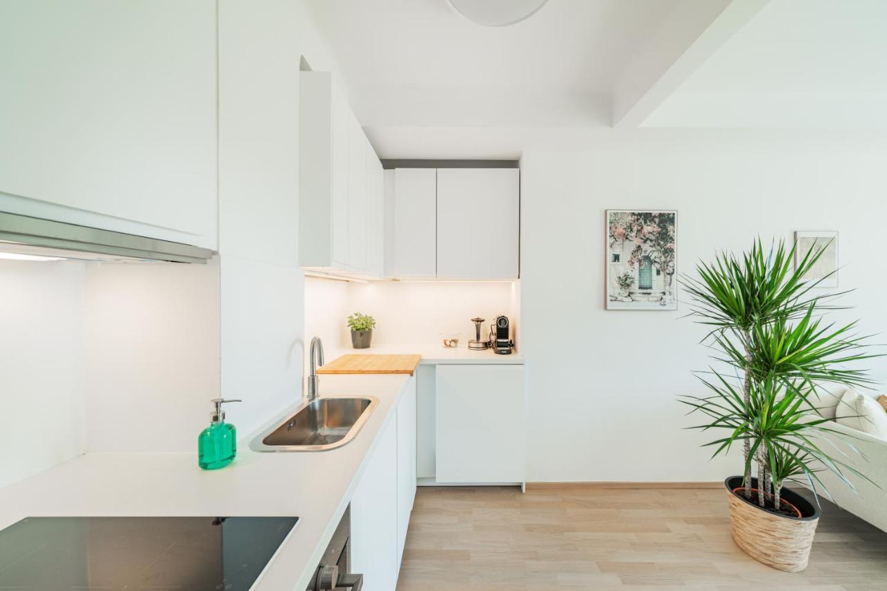 Zentrale 50M² Suite 10 Gehminuten Vom Hauptbahnhof เวียนนา ภายนอก รูปภาพ