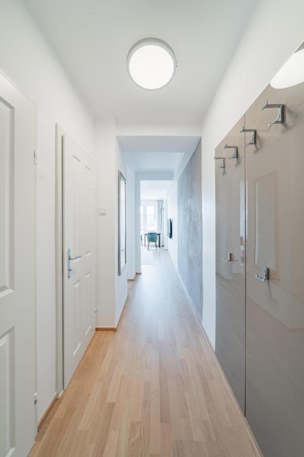 Zentrale 50M² Suite 10 Gehminuten Vom Hauptbahnhof เวียนนา ภายนอก รูปภาพ